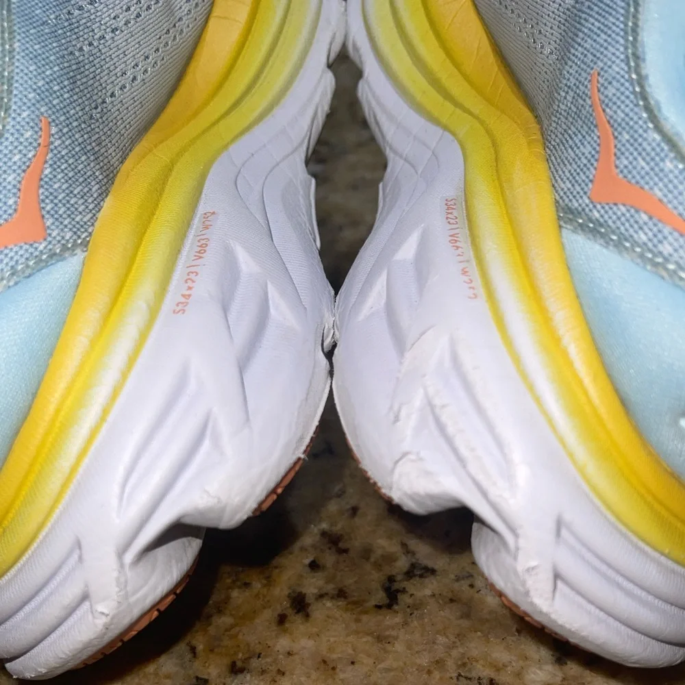 Hoka One One Bondi 8 - Picture 4 of 12